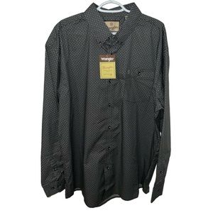 Wrangler, black with white and grey geo print log sleeve western shirt. XXL